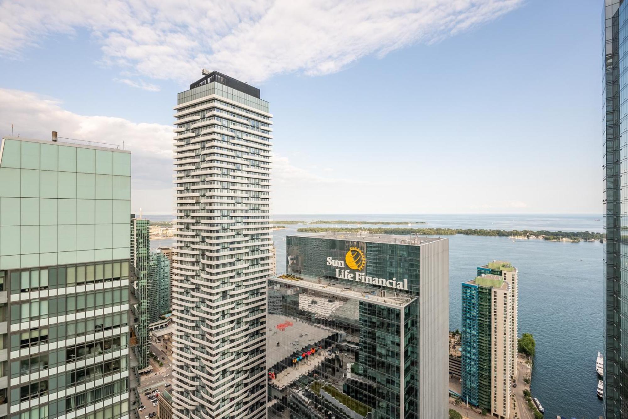 Globalstay Gorgeous Downtown Apartment Toronto Exterior photo