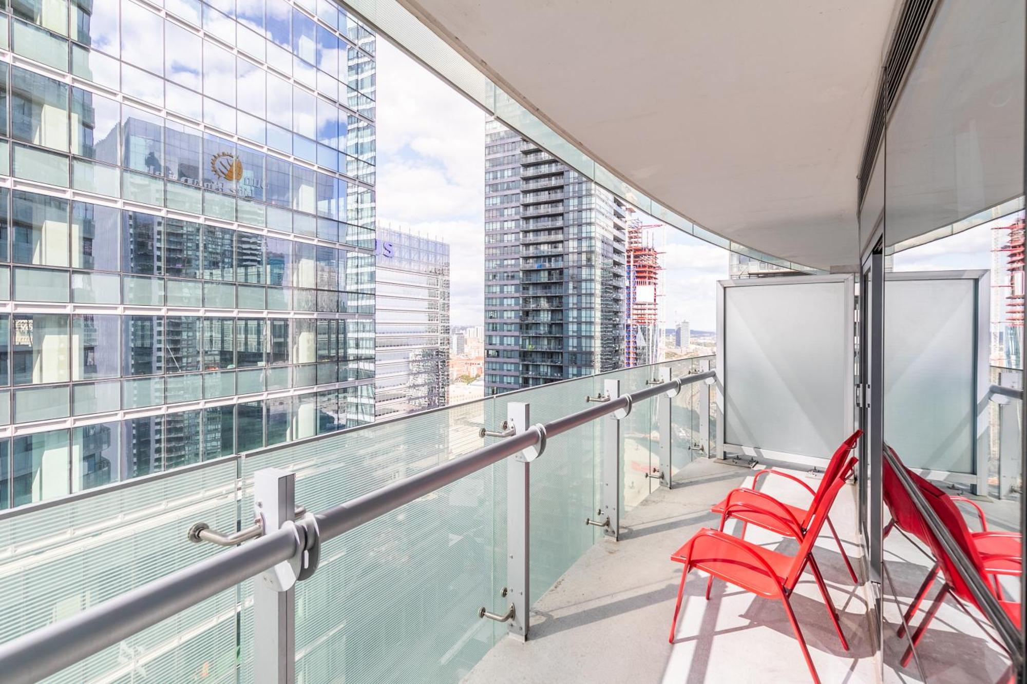 Globalstay Gorgeous Downtown Apartment Toronto Exterior photo